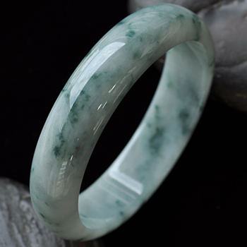 �������������Բ���������ھ�61MM