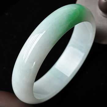 ˬ����Ŀ�����Ȼ�׵���Բ��������