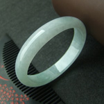 ͨ��Ө����Ȼ����Ͽ�A����Ŵ�����������������56mm