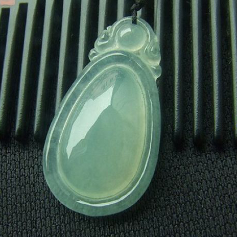 ͨ͸�����Ȼ������A���Ͽӱ��ָ��ϹҼ�