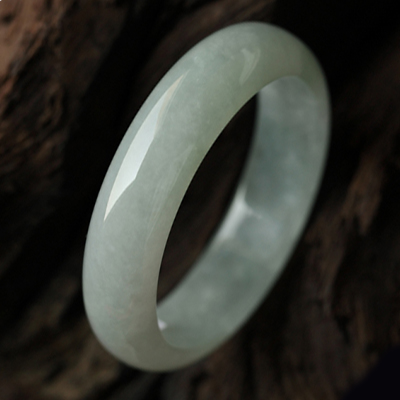 ������ζ��Ȼ����Ͽ�A����Ŵ������������54mm